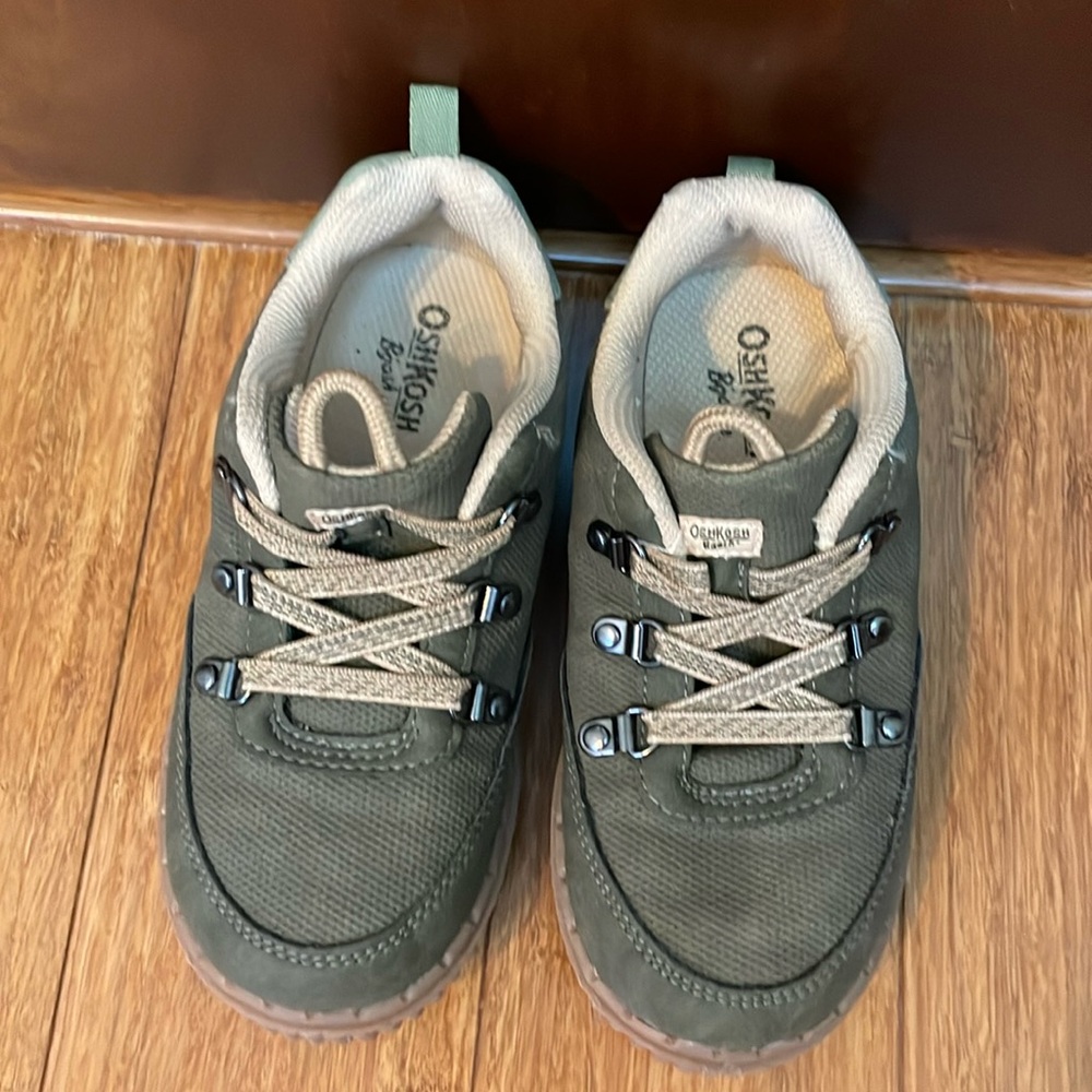 Toddler Boys size 12 Osh Kosh sneakers